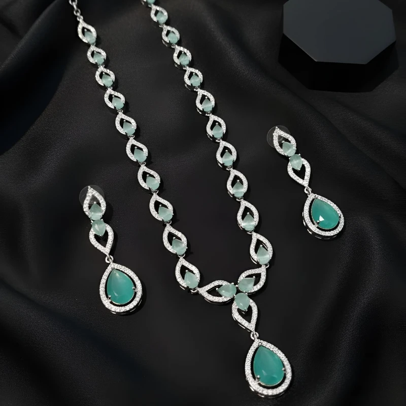 AD Necklace Set in elegant party jewelry design